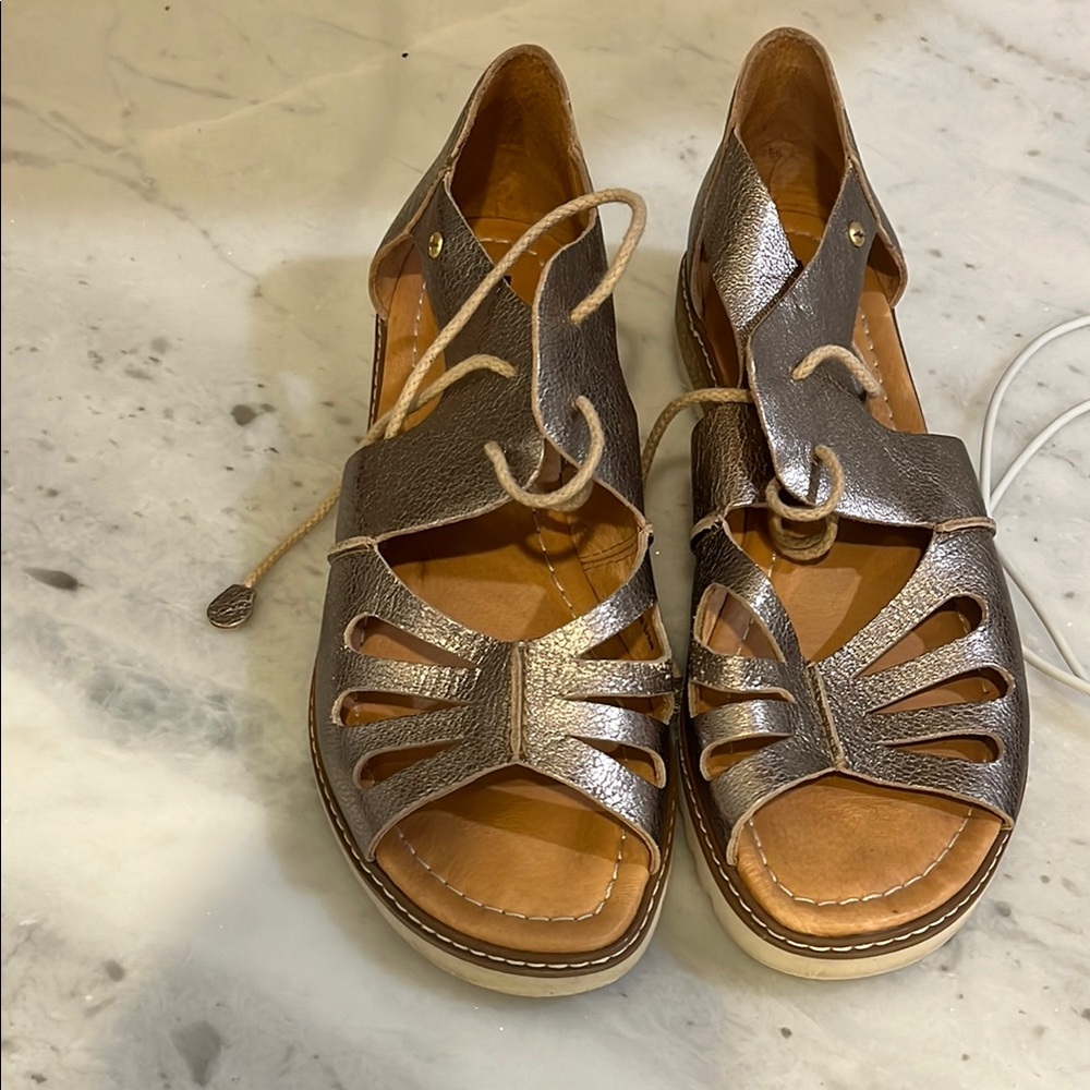 Women's Metallic PIKOLINOS